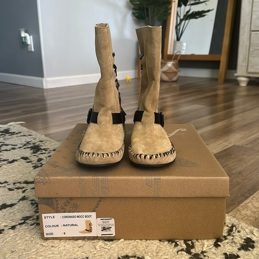 NEW! Free People Coronado Mocc Lace Up Buckle Moccasin Boots size 8 - Picture 3 of 8